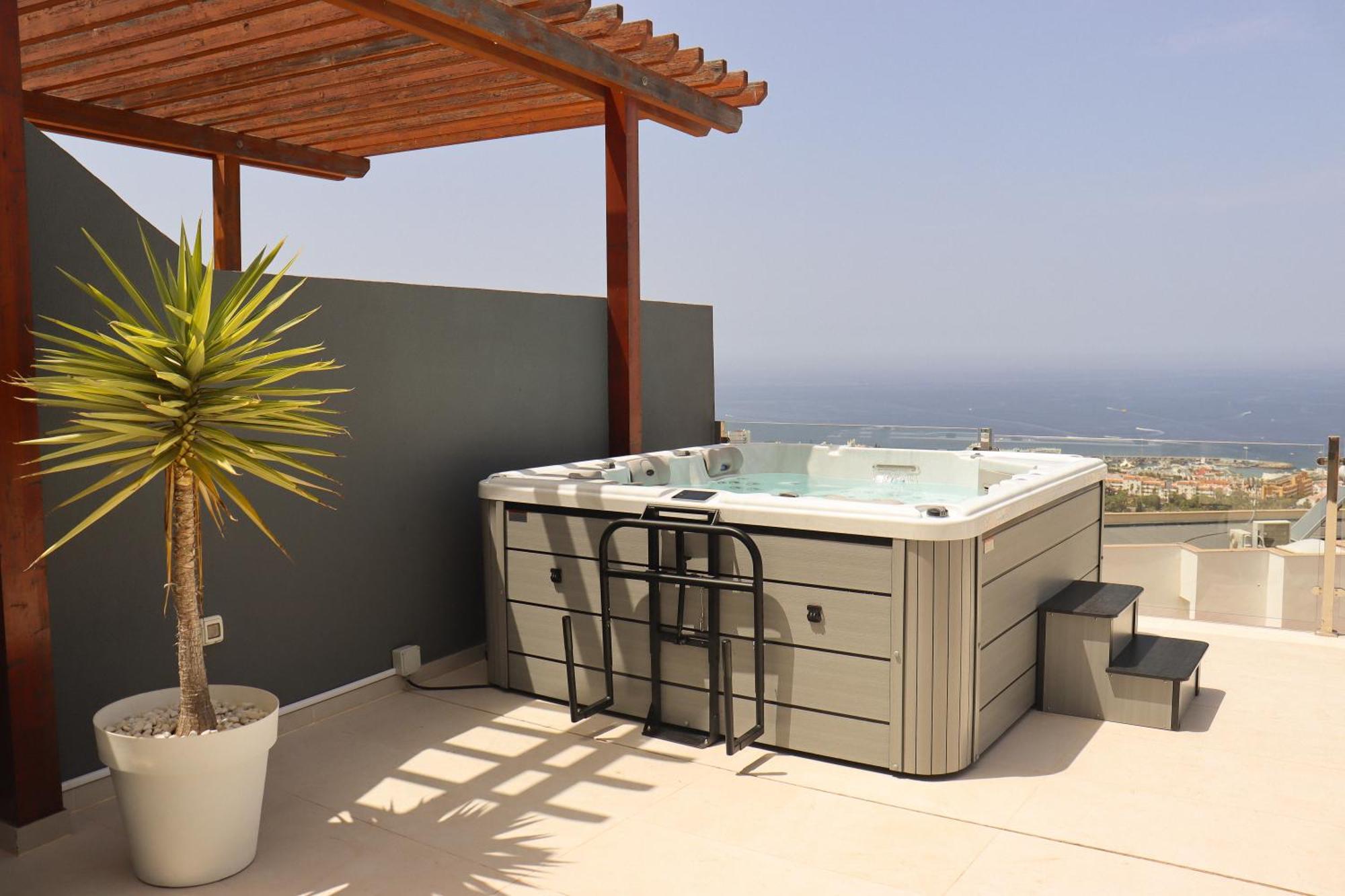 Azure Sky Villa - Panoramic Ocean View, Luxury, San Eugenio 아데제 외부 사진