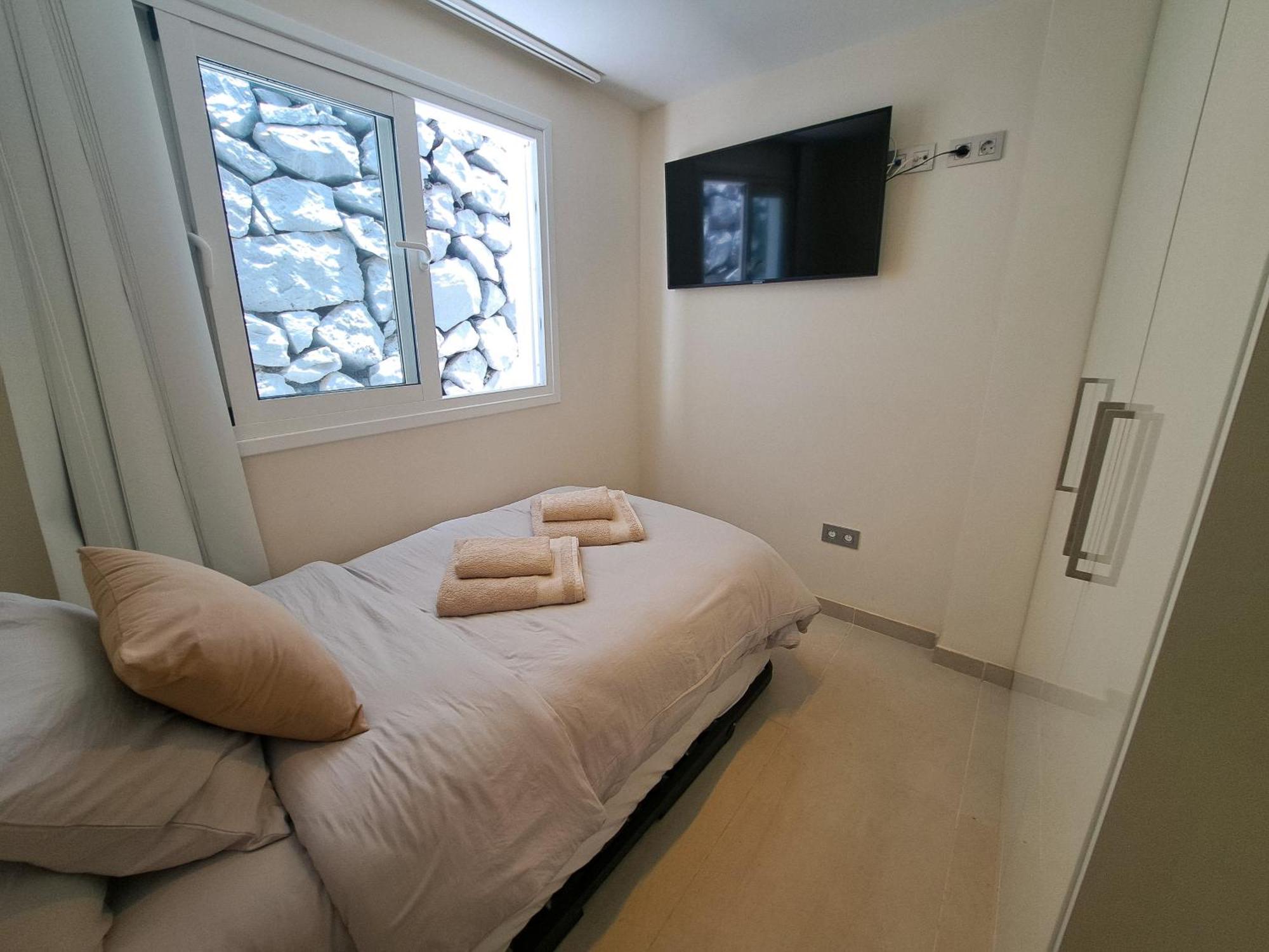 Azure Sky Villa - Panoramic Ocean View, Luxury, San Eugenio 아데제 외부 사진